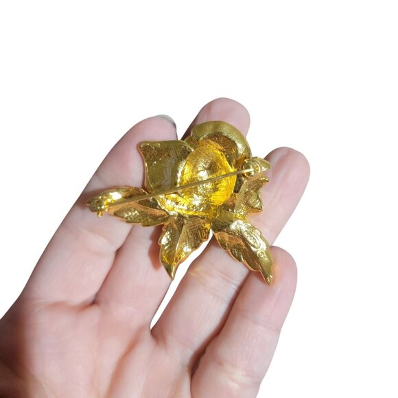 Vintage Avon Gold Rose Brooch Pin With Clear Rhinestones Flower Statement Piece - Picture 2 of 6